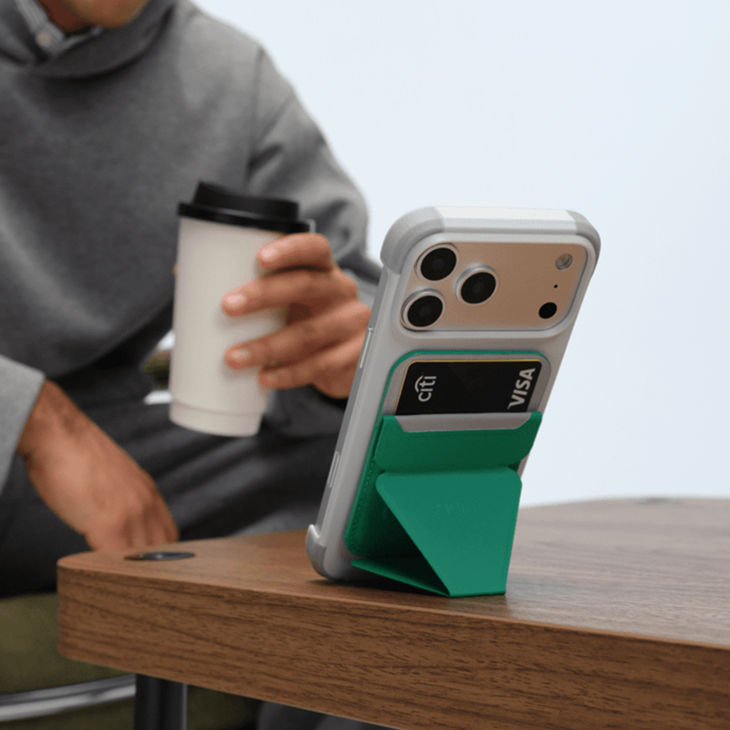 Coversly Frame MagSafe Case – iPhone 17/Pro/Pro Max